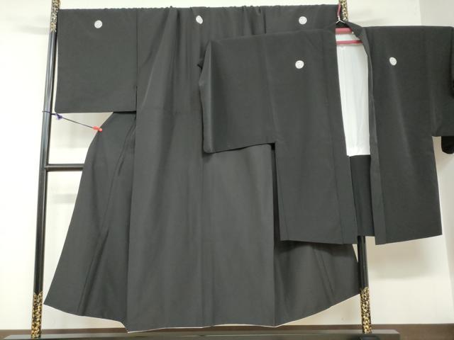 平和屋着物●男性　黒紋付　長羽織セット　羽裏：白色　キングサイズ　着物・化繊　羽織・正絹　逸品　DABD9562ud