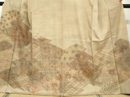 平和屋着物●中国三大刺繍 スワトウ刺繍 汕頭刺繍 総刺繍 訪問着 紬地 松皮菱草花文 正絹 逸品 未使用 DABB0311ud