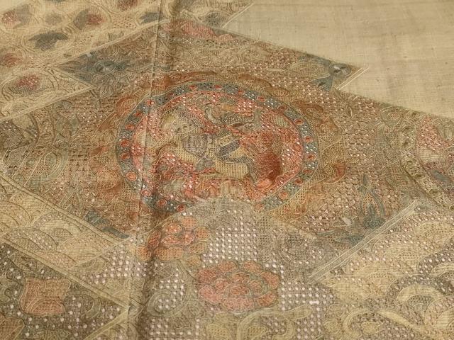 平和屋着物●中国三大刺繍 スワトウ刺繍 汕頭刺繍 総刺繍 訪問着 紬地 松皮菱草花文 正絹 逸品 未使用 DABB0311ud