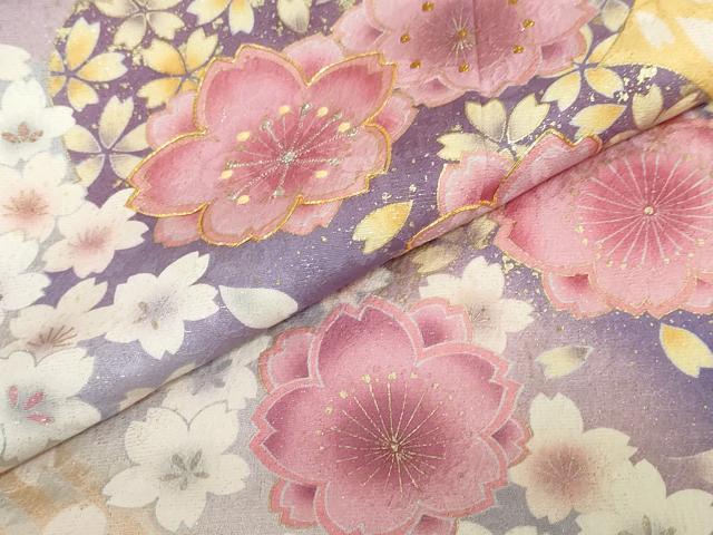 平和屋着物●豪華振袖 駒刺繍 舞桜文 金彩 金通し地 正絹 逸品 DABB0361ud