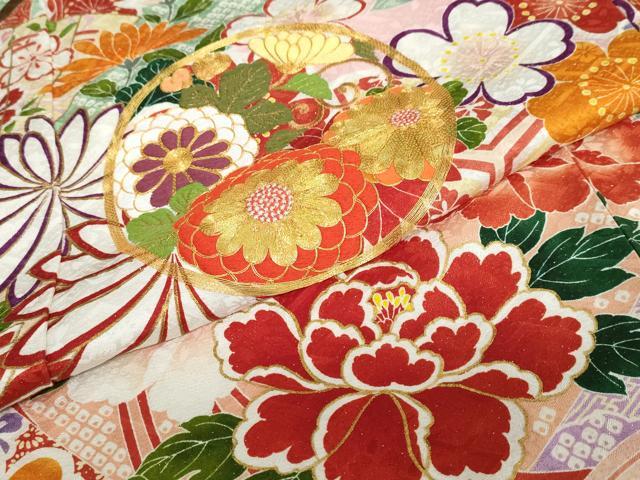 平和屋着物●豪華振袖 駒刺繍 扇面草花丸文 銀通し地 正絹 逸品 DABB0363ud