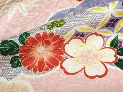平和屋着物●豪華振袖 駒刺繍 扇面草花丸文 銀通し地 正絹 逸品 DABB0363ud
