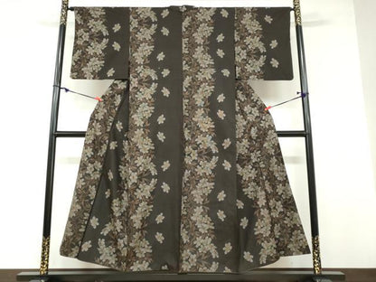 平和屋着物●本場大島紬 9マルキ 草花文 正絹 逸品 DABB0400ud