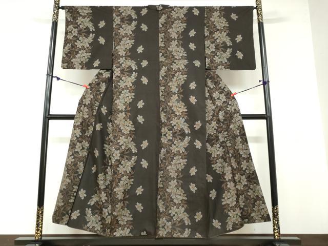 平和屋着物●本場大島紬 9マルキ 草花文 正絹 逸品 DABB0400ud