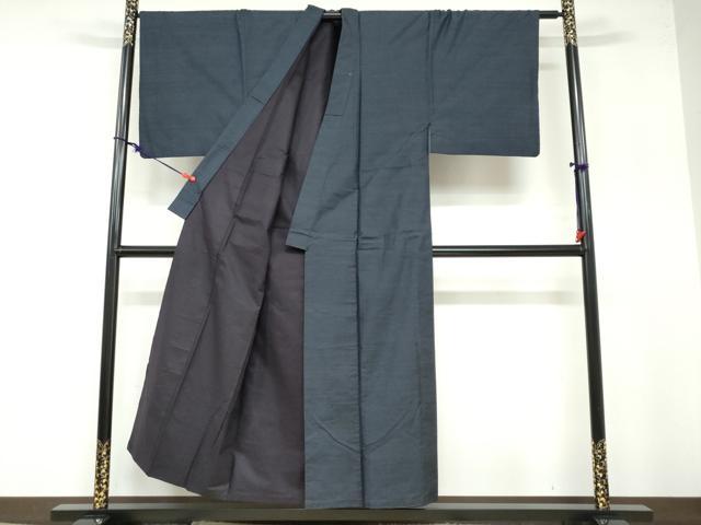 平和屋着物●男性 本場奄美大島紬 80亀甲 総詰め 証紙付き 恵サダ作 正絹 逸品 DABB0493ud