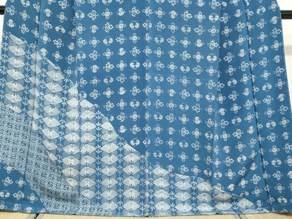 平和屋着物●訪問着 藍 型染め 吉祥草花文 鬼しぼ縮緬 ますいわ屋扱い 正絹 逸品 未使用 DABB0670ud