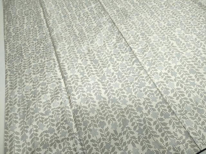 平和屋着物●本場大島紬 白大島 7マルキ 草花文 正絹 逸品 DABB0709ud