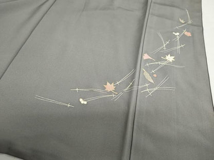 平和屋着物●訪問着 駒刺繍 敷松葉草花文 シルエット 金彩 正絹 逸品 DABB0762ud