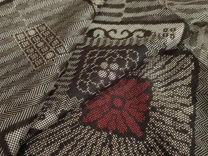平和屋着物●本場大島紬 龍郷絣 花菱文 ますいわ屋扱い 正絹 逸品 DABB0766ud