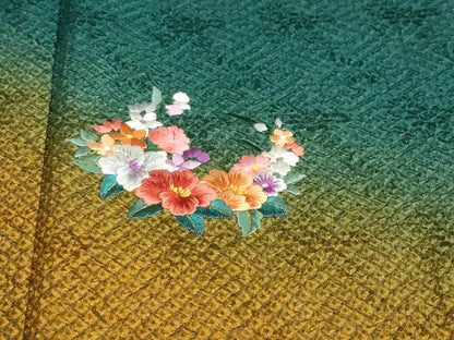 平和屋着物●豪華振袖 総絞り 刺繍 草花文 暈し染め 正絹 逸品 DABB0786ud