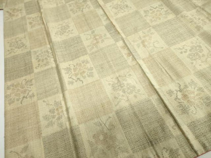 平和屋着物●本場結城紬 重要無形文化財 100亀甲 格子草花文 正絹 逸品 DABB0823ud
