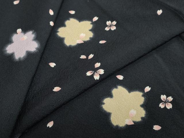 平和屋着物●上質な小紋 舞桜文 蛍暈し 黒地 正絹 逸品 DABB0853ud