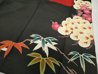 平和屋着物●アンティーク 大正ロマン 黒留袖 孔雀草花文 金彩 正絹 逸品 DABB0921ud