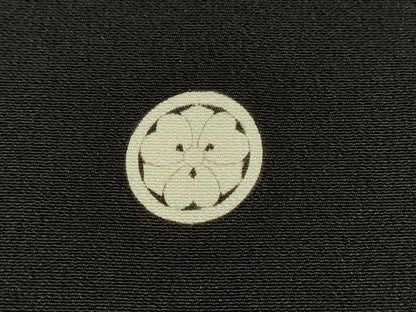 平和屋着物▼豪華黒留袖　駒刺繍　几帳花松文　金彩　伊勢丹扱い　正絹　逸品　DABB1954fe