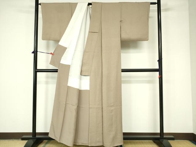 平和屋着物■上質な色無地 鹿の子地紋 空五倍子色 正絹 逸品 DABB2967qp