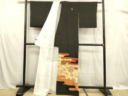 平和屋着物■豪華黒留袖 駒刺繍 花唐草文 金彩 正絹 逸品 DABB3102cm
