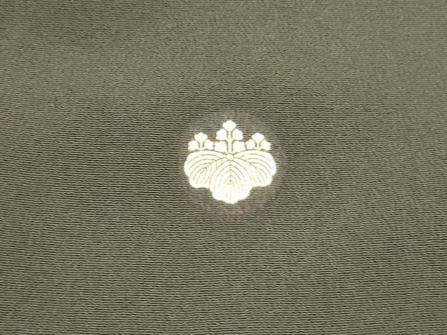 平和屋着物■豪華黒留袖 文箱草花文 金彩 駒刺繍 正絹 逸品 DABB3356cm