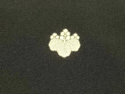 平和屋着物■豪華黒留袖 駒刺繍 樹林笹の葉松文 金彩 正絹 逸品 DABB3546cm