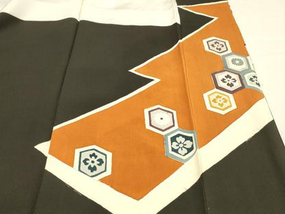 平和屋着物■豪華黒留袖 刺繍 向かい鶴花文 金銀彩 正絹 逸品 DABB3645cm