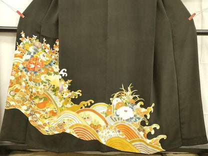 平和屋着物■豪華黒留袖　駒刺繍　流水草花文　松竹梅　金彩　正絹　逸品　DABB3662cm