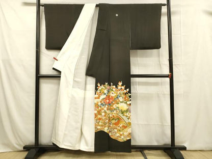 平和屋着物■豪華黒留袖　駒刺繍　流水草花文　松竹梅　金彩　正絹　逸品　DABB3662cm