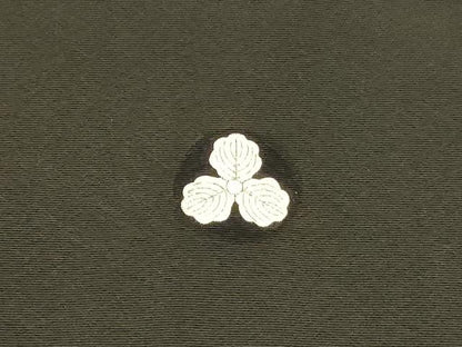 平和屋着物■豪華黒留袖　駒刺繍　地紙草花文　金彩　正絹　逸品　DABB3874cm
