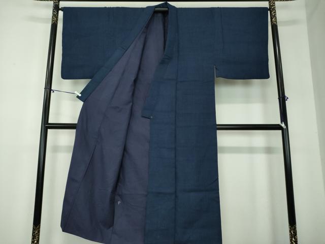平和屋着物●男性　紬　絣文様　濃紺地　正絹　逸品　DABB4127ps
