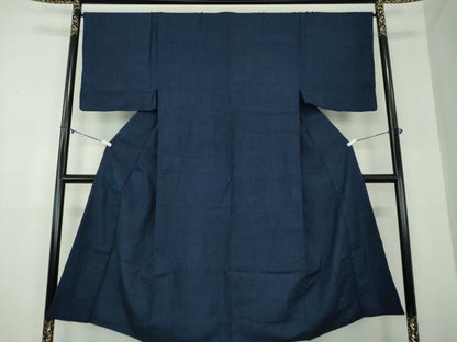 平和屋着物●男性　紬　絣文様　濃紺地　正絹　逸品　DABB4127ps