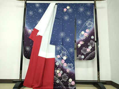 平和屋着物●豪華振袖　刺繍　舞桜　暈し染め　金彩　正絹　逸品　DABB4146ps