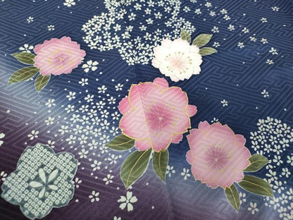 平和屋着物●豪華振袖　刺繍　舞桜　暈し染め　金彩　正絹　逸品　DABB4146ps