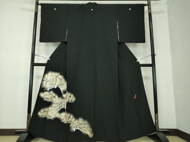 平和屋着物●国際的伝統工芸作家　十二代・藤林徳扇　苑寿　黒留袖　総駒刺繍　総刺繍　若松葉　金銀糸　正絹　逸品　DABB4149ps