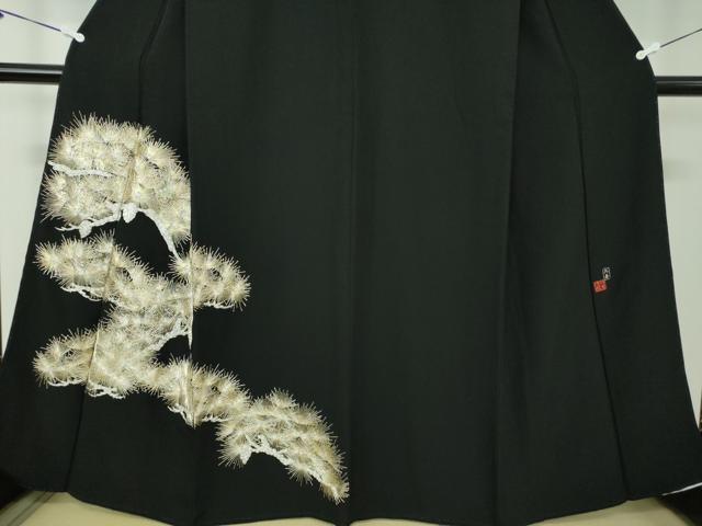 平和屋着物●国際的伝統工芸作家　十二代・藤林徳扇　苑寿　黒留袖　総駒刺繍　総刺繍　若松葉　金銀糸　正絹　逸品　DABB4149ps