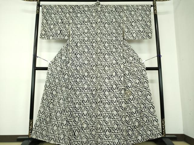 平和屋着物●上質な小紋 総絞り 格子花文 黒地 正絹 逸品 DABB4157ps