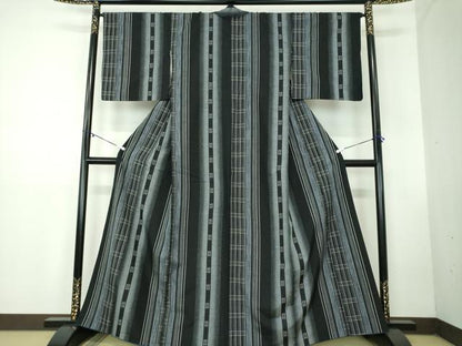 平和屋着物●上質な紬 間道 黒地 正絹 逸品 DABB4325ps