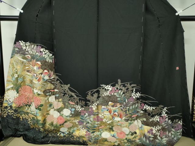 平和屋着物●染匠 久保耕 黒留袖 墨版友禅 刺繍 鴛鴦花文 金彩 仮絵羽 正絹 逸品 未使用 DABB4414ps