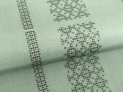 平和屋着物●本場大島紬 9マルキ 花菱間道 正絹 逸品 DABB4439ps
