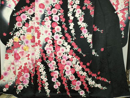 平和屋着物●豪華振袖　駒刺繍　枝垂れ桜　暈し染め　黒地　金彩　正絹　逸品　DABB4734ps