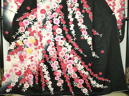 平和屋着物●豪華振袖 駒刺繍 枝垂れ桜 暈し染め 黒地 金彩 正絹 逸品 DABB4749ps
