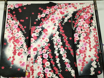 平和屋着物●豪華振袖 駒刺繍 枝垂れ桜 暈し染め 黒地 金彩 正絹 逸品 DABB4749ps