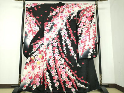 平和屋着物●豪華振袖 駒刺繍 枝垂れ桜 暈し染め 黒地 金彩 正絹 逸品 DABB4749ps