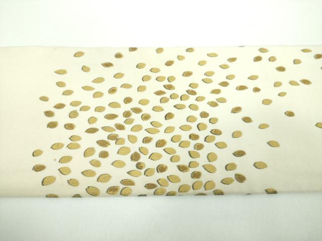 平和屋着物●塩瀬　九寸名古屋帯　作家物　舞桜　金彩　正絹　逸品　DABB4831ps