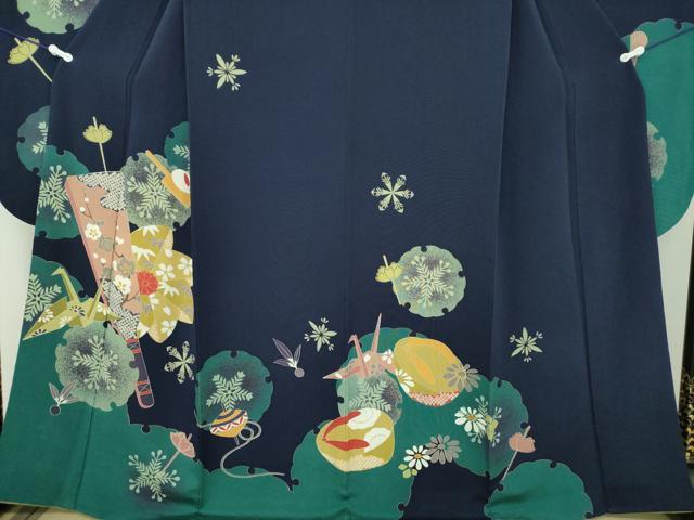 平和屋着物●豪華振袖　雪輪折り鶴花文　雪兎　羽子板　鬼しぼ縮緬　正絹　逸品　DABB4897ps