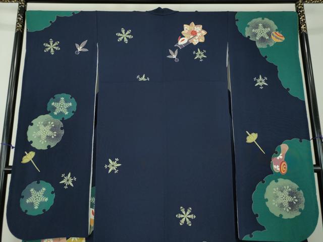 平和屋着物●豪華振袖　雪輪折り鶴花文　雪兎　羽子板　鬼しぼ縮緬　正絹　逸品　DABB4897ps