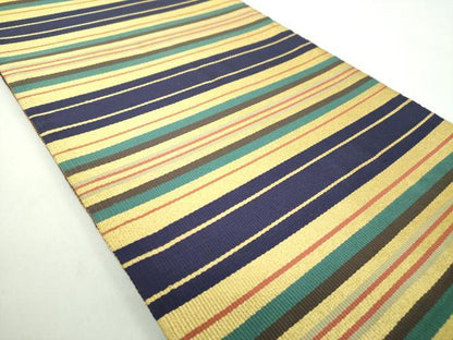 平和屋着物●ひなや工房　くむ・あむ・おる　伊豆蔵明彦　全通柄袋帯　絲綢綴　横段花文　金糸　証紙付き　正絹　逸品　未使用　DABB4921ps