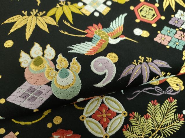 平和屋着物●西陣の老舗　1782年創業　山下織物　六通柄袋帯　唐織　吉兆宝尽くし　黒地　金糸　正絹　逸品　DABB4936ps