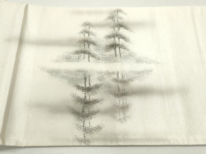 平和屋着物◎太鼓柄袋帯　作家物　手描き　風景樹林文　銀糸　正絹　逸品　DABB5178qa