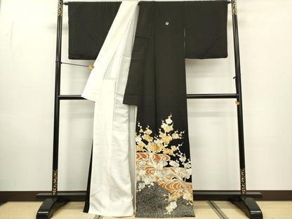 平和屋着物▼豪華黒留袖　刺繍　流水槍梅文　金彩　正絹　逸品　DABB6807ea