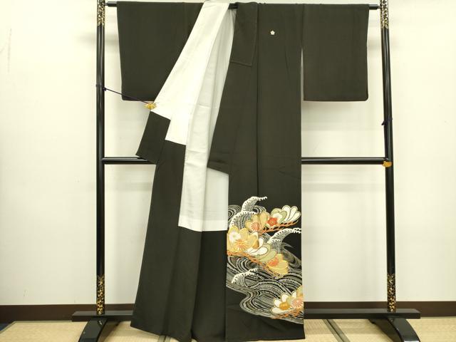 平和屋着物●豪華黒留袖 駒刺繍 立波花松文 金彩 正絹 逸品 DABB7071op