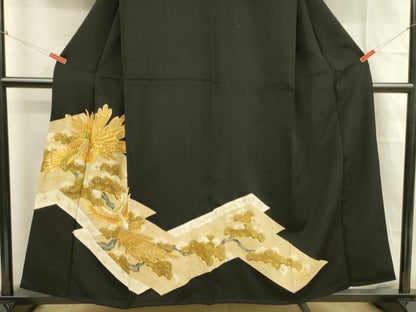 平和屋着物■豪華黒留袖 駒刺繍 孔雀松葉文 金彩 正絹 逸品 DABB7209op
