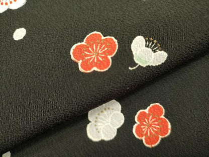 平和屋着物●洗える最高級着物 ＜英＞はなぶさ謹製 全通柄京袋帯 舞梅 黒地 金彩 鬼しぼ縮緬 たとう紙付き 未使用 DABB7366op